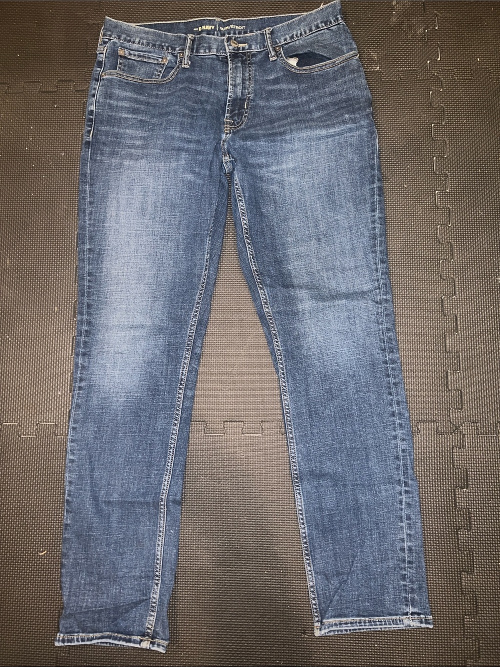 Old Navy Men's Slim Jeans - Medium Wash Blue